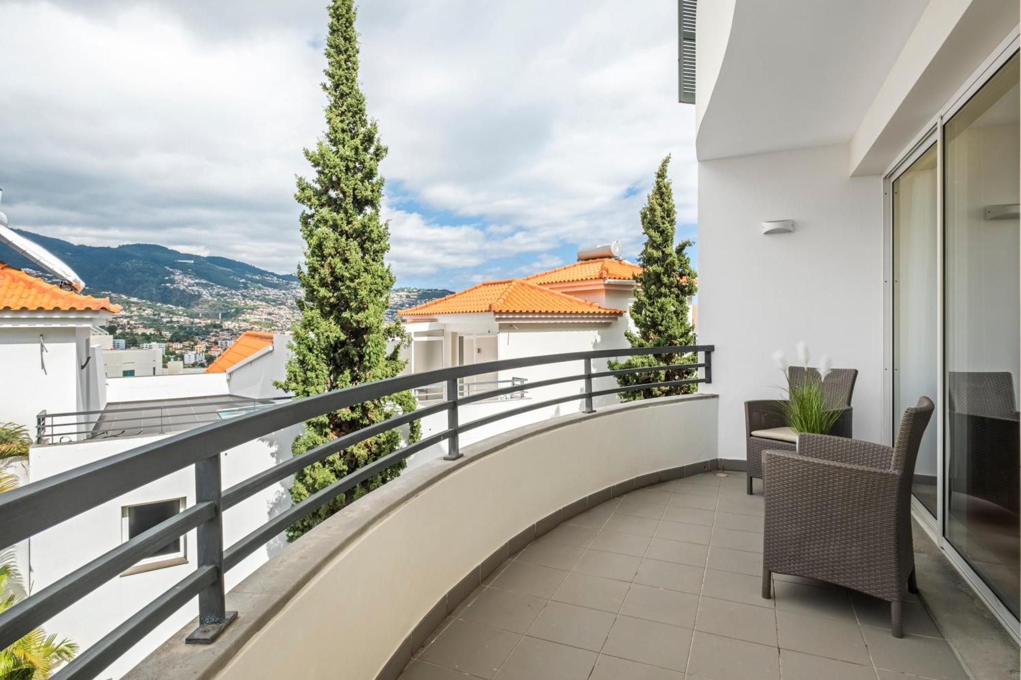 Sun Hills Panoramic Views Villa Funchal  Exterior photo