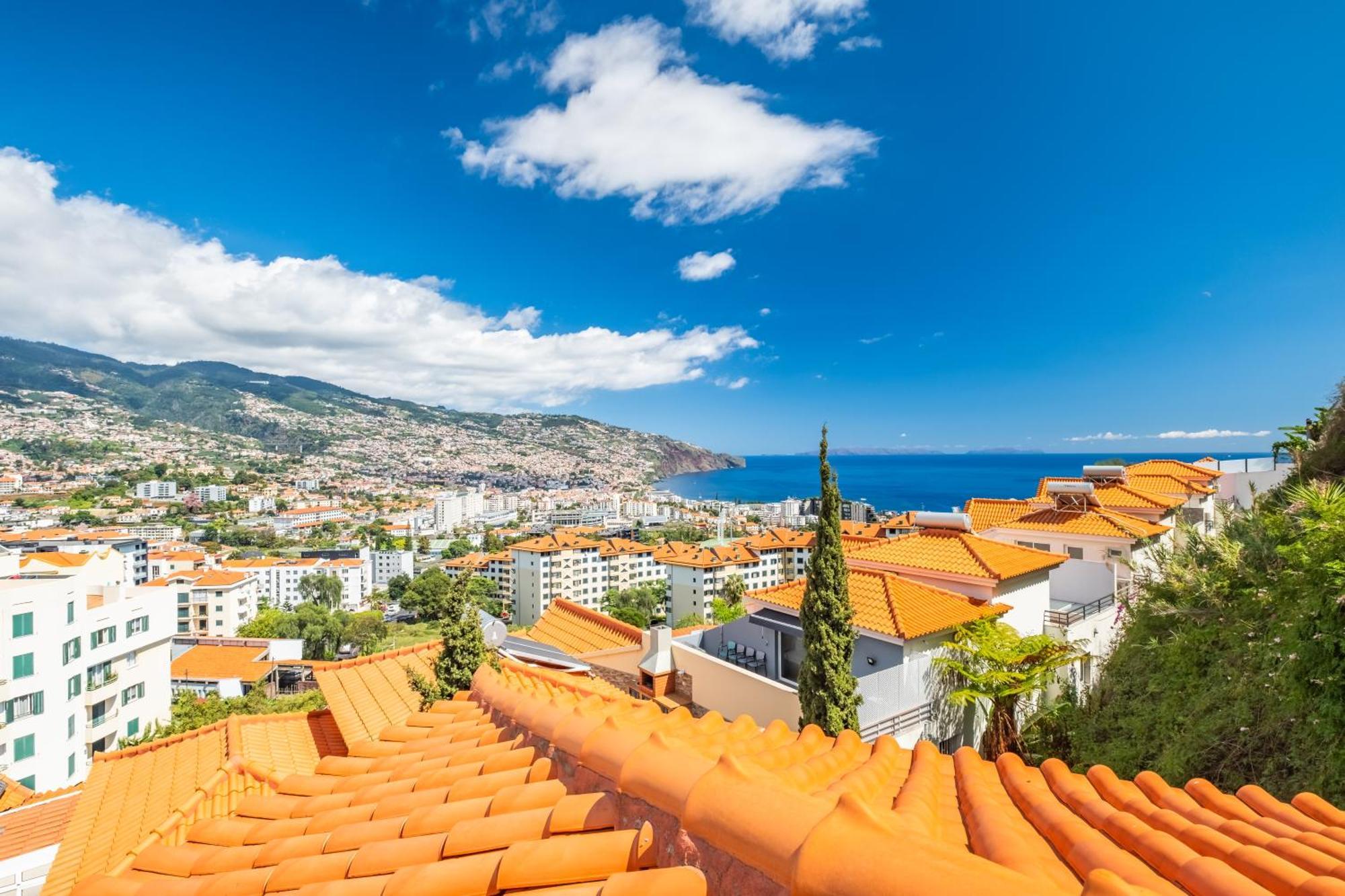 Sun Hills Panoramic Views Villa Funchal  Exterior photo