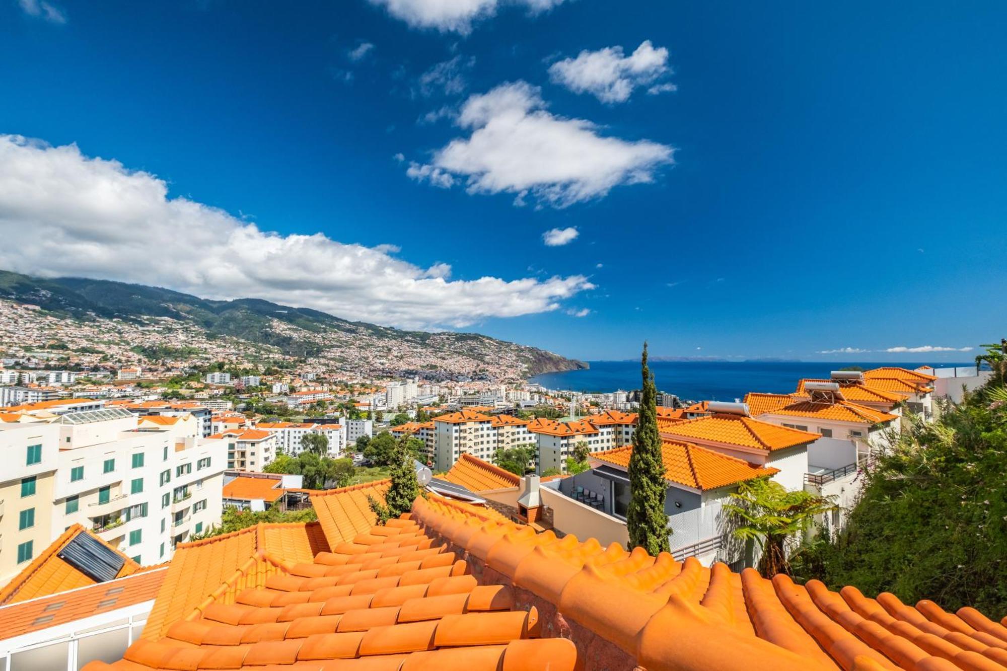 Sun Hills Panoramic Views Villa Funchal  Exterior photo